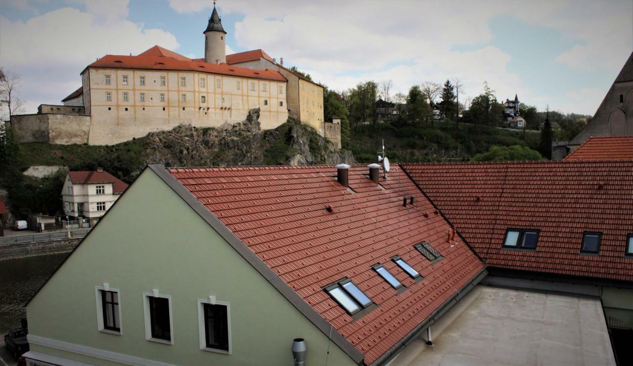 A Restaurace U Reky Ledec nad Sazavou